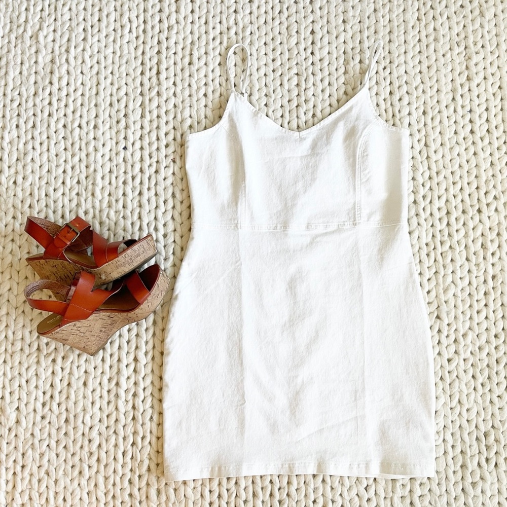 White stretchy dress new with tags